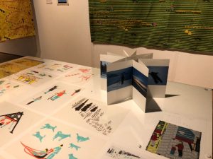 氷室友里のテキスタイル展の様子