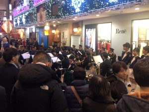 福岡県警察年末の交通安全キャンペーンの時の楽隊
