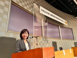 令和4年度福岡県飲酒運転撲滅県民大会で司会を担当する平野綾菜