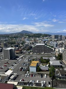 大分県フォーラム会場から外の画像