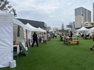 別府マルシェ会場内