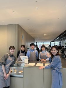 カフェ店内