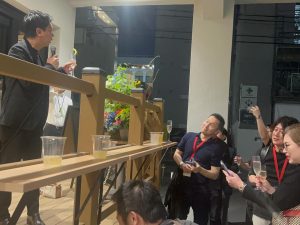 イベント会場のアフターパーティーの様子