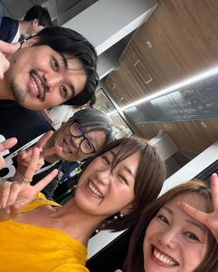 イベント会場、参列者の記念写真