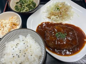 ハンバーグランチの画像